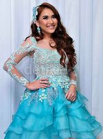 Dibalut Dress Biru, Ayu Ting Ting Tak Kalah Cantik dari Aurel
