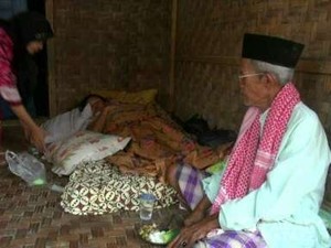 Sedang Masak di Dapur, Seorang Wanita Tersambar Petir