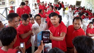 Menlu Retno Blusukan ke Perkebunan Sawit Malaysia, Siap Jadi Jembatan TKI