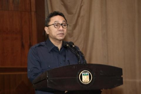 Zulkifli Hasan: Jokowi Harus Prioritaskan Penanganan KPK-Polri