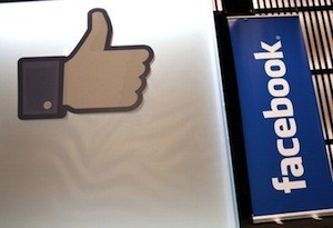 Facebook Tumbang Sebentar, Satu Dunia Gusar