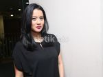 Simpel Dibalut Dress Hitam ala Marcella Zalianty