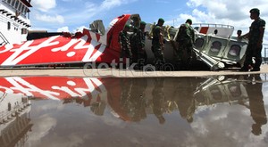 Menguak Misteri Penyebab Jatuhnya AirAsia QZ8501