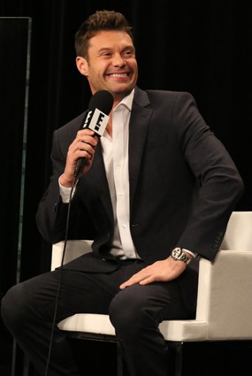 Ini Momen Tak Terlupakan Ryan Seacrest di E! Live From the Red Carpet