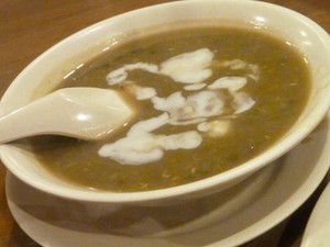 Olah Bubur Kacang Hijau dengan Cara Ini Agar Legit dan Empuk