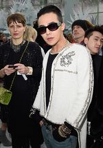 G-Dragon Eksis di Paris Fashion Week