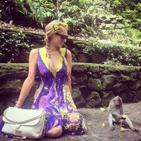 Di akun Instagram-nya, Paris mengatakan dirinya memang menyukai monyet. (Instagram/Paris Hilton)
