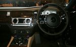 Sedan Ultra Mewah Rolls-Royce
