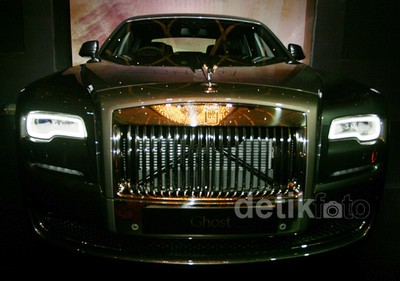 Sedan Ultra Mewah Rolls-Royce