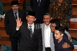 Luar Biasa! Ini Daftar Gaji Fantastis PNS DKI 2015