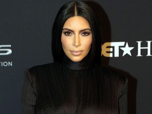 Aww! Jennifer Lawrence Nge-fans Berat Kim Kardashian