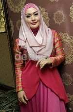 Bebas dari Tahanan Kota, Eddies Adelia Percantik Diri