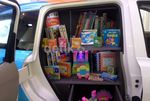 Mobil Datsun Jadi Perpustakaan Berjalan