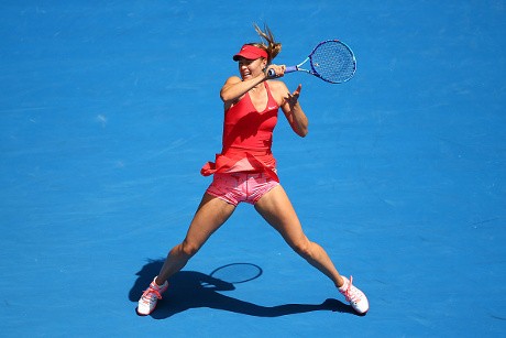 Sharapova Melangkah dengan Mantap ke Partai Puncak