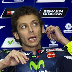 Rossi Prediksikan Marquez Masih Jadi Lawan Terberat di 2015
