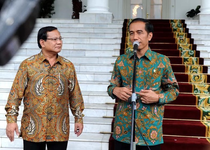 Siapa Sebenarnya Hantu yang Meneror Pemerintahan Jokowi?