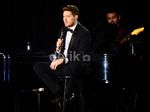 Romantisnya Konser Michael Buble di Indonesia