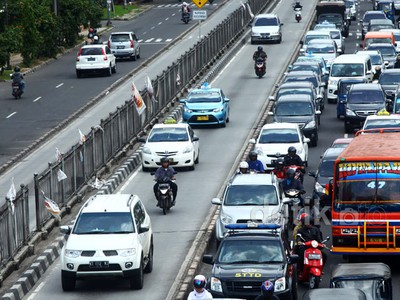 Mobil Pribadi Masuk Busway Bayar Rp 500 ribu