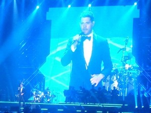 Kualitas Suara dan Tata Lampu Terbaik di Konser Michael Buble Jakarta