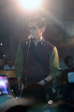 Jadi Penampil Utama Afgan Buka LIVECHATkustik dengan Katakan Tidak