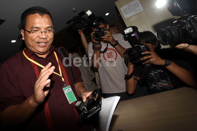 Prof Denny: Keputusan Jokowi Tunggu Praperadilan Komjen BG Salah