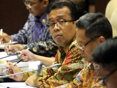 Mensesneg Raker Dengan Komisi II DPR