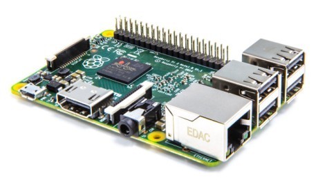 raspberry pi 2 (istimewa/arstechnica) raspberry pi 2 (istimewa/arstechnica)