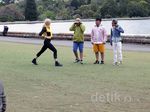 CJR Latihan Fisik dengan Bule Cantik di Australia