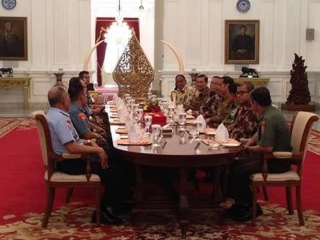 30 Menit di Istana, Apa Isi Perbincangan Jokowi dan Wakapolri?