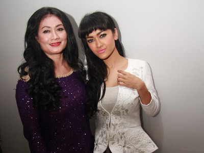 Pinjam Uang dari Ayah Tiri, Jupe Kini Terlilit Utang?