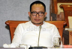 Menteri Hanif Soal Iklan Pecat TKI: Menaker Malaysia akan Bantu Kita