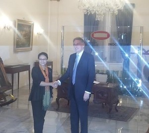 Bahas Hubungan Bilateral, Menlu Retno Terima Kunjungan Menlu Inggris Philip