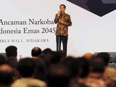 Jokowi Perintahkan Kepala Daerah Lawan Narkoba