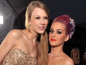 Katy Perry Bicara Soal Perseteruan dengan Taylor Swift