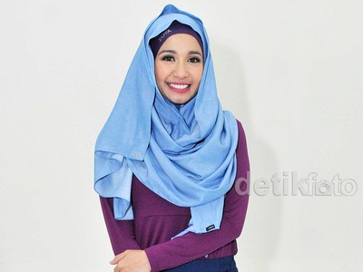 Cantiknya Laudya Cynthia Bella Berhijab