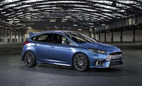 Dikembangkan oleh sekumpulan insinyur di Eropa dan Amerika, Focus RS sudah memasuki generasi ketiga. Focus RS menjadi mobil ke-30 yang mengenakan emblem legendaris RS. Pool/dok Ford.