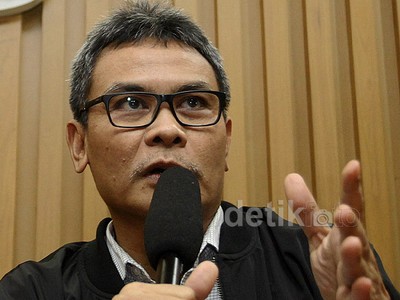 KPK Minta Jokowi Segera Selesaikan Masalah KPK-Polri