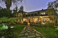Ini Rumah Mewah Jeremy Renner yang Dijual Rp 59,5 M