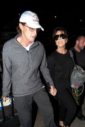 Ibu Kim Kardashian Sulit Terima Keputusan Bruce Jenner Ganti Kelamin