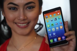 Ponsel 4G Wajib 40% Lokal, Lenovo: Siapa Takut!