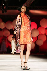 Sebastian Gunawan Moon Dance. Sebastian Gunawan Fashion Show 2015 at Hotel Mulia. Senyan. Jakarta. [Foto: Mohammad Abduh/Wolipop]