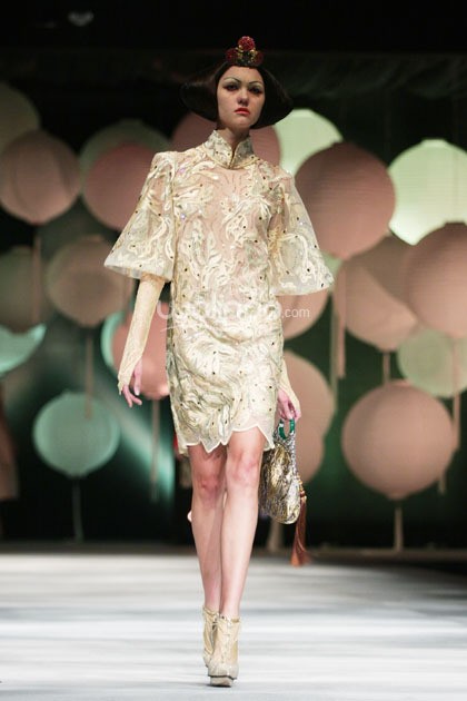 Sebastian Gunawan Moon Dance. Sebastian Gunawan Fashion Show 2015 at Hotel Mulia. Senyan. Jakarta. [Foto: Mohammad Abduh/Wolipop]