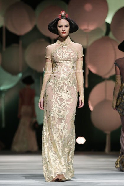 Sebastian Gunawan Moon Dance. Sebastian Gunawan Fashion Show 2015 at Hotel Mulia. Senyan. Jakarta. [Foto: Mohammad Abduh/Wolipop]