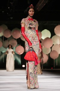 Sebastian Gunawan Moon Dance. Sebastian Gunawan Fashion Show 2015 at Hotel Mulia. Senyan. Jakarta. [Foto: Mohammad Abduh/Wolipop]