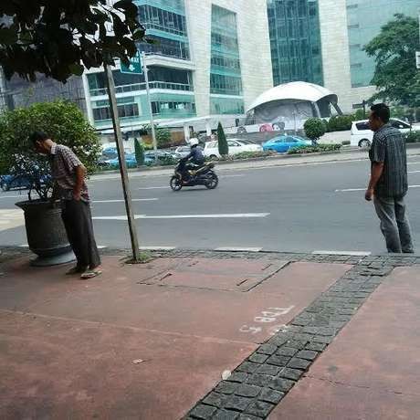 Cara Ahok Basmi Pungli Lewat Pot Bunga di HI, Bayar Mata-mata hingga Pemecatan
