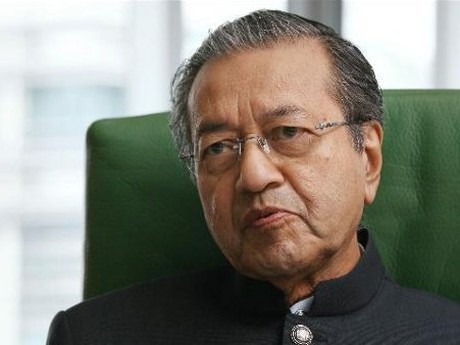 Mahathir Mohamad: Studi Mobnas Indonesia 6 Bulan