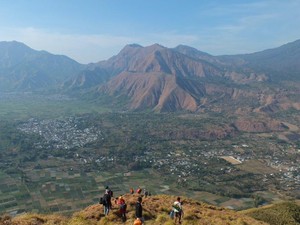 Bukit Pergasingan, Tempat Terbaik Melihat Gunung Rinjani