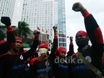 Buruh Metal Kembali Beraksi