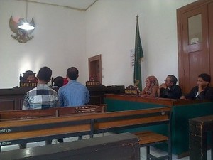 Ketika UU ITE Jadi Senjata Balas Dendam Suami