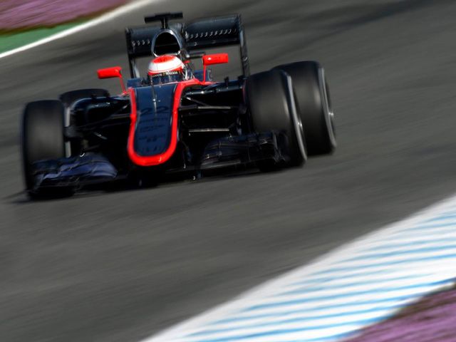 Tes Perdana Pra Musim McLaren Honda